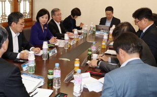 Korea, Japan to pursue cooperative structure on content industry