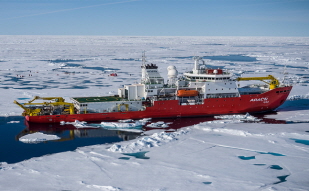 Korean research ship heads to North Pole