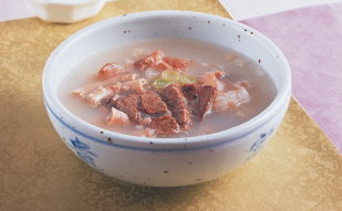 Korean recipes: Beef broth soup, gomtang
