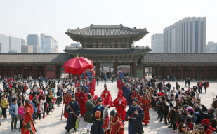 International tourists visiting Korea exceed 15 million