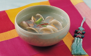 Korean recipes: Clam soup